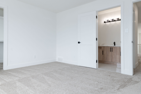 Bedroom 3 w/ Attached Washroom